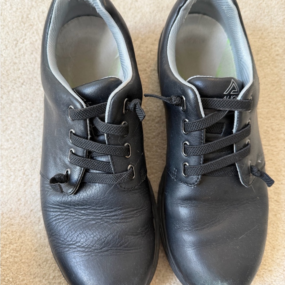 Nurse Mates Womens Velocity Medical Professional Shoe